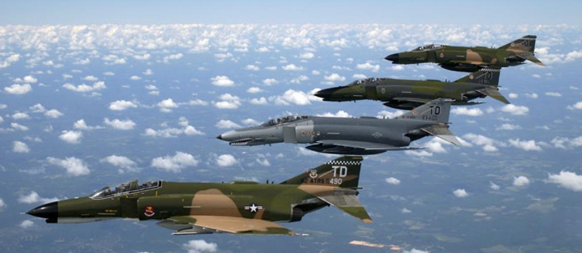 Aircraft History of the F-4 | MotoArt